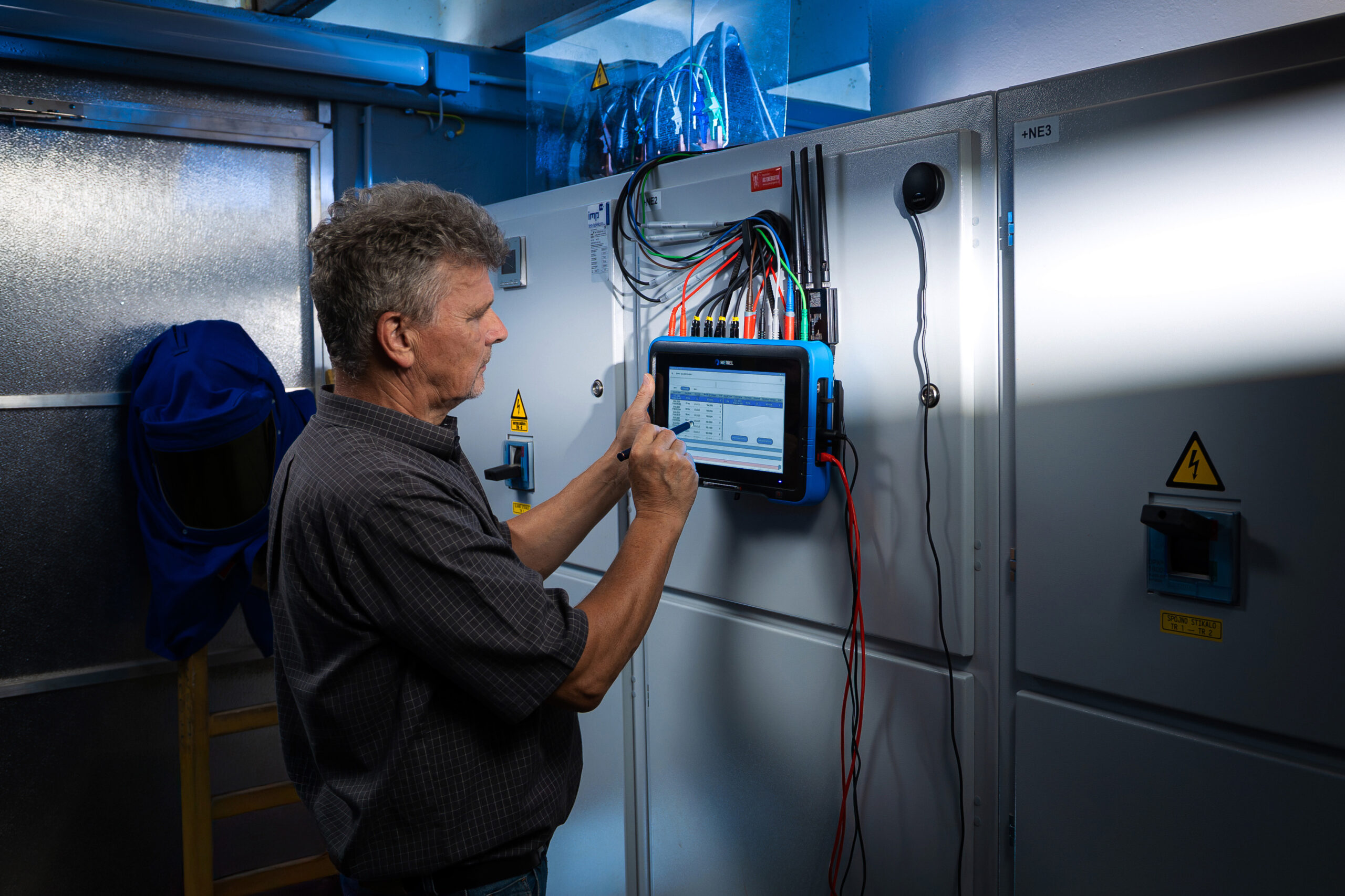 MI 2992 Power Analyser_application image (3)